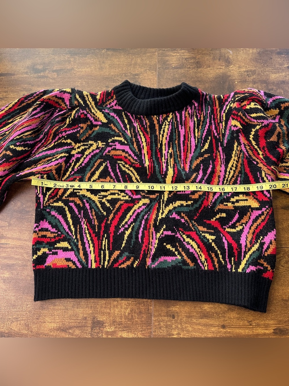 NWT Farm Rio Black Abstract Wave Jacquard Puff Sleeve Knit Sweater Size S - Picture 3 of 5